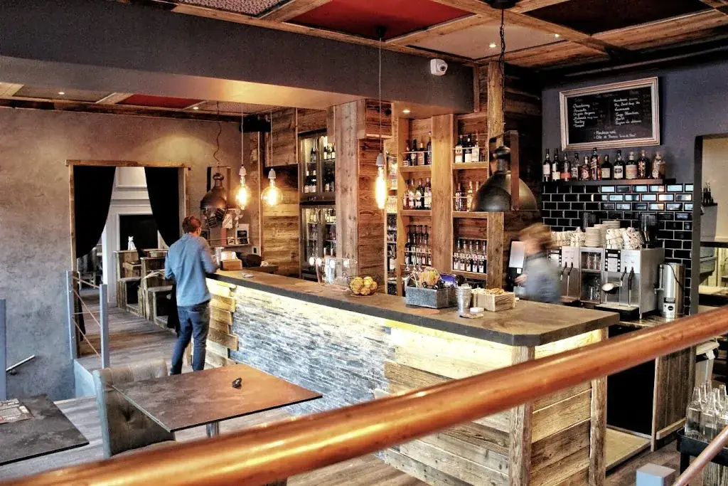 Restaurant Brasserie des Belleville La Croisette Les Menuires_Belleville_slider_image_1