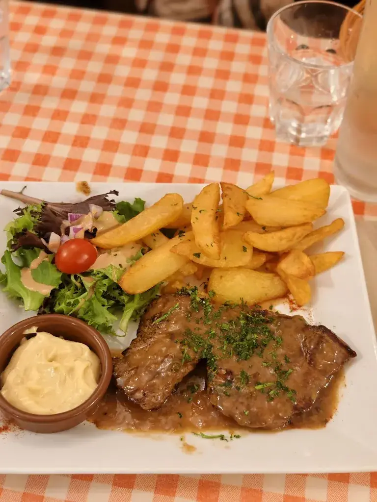 Vieux Belleville_Paris_slider_image_3