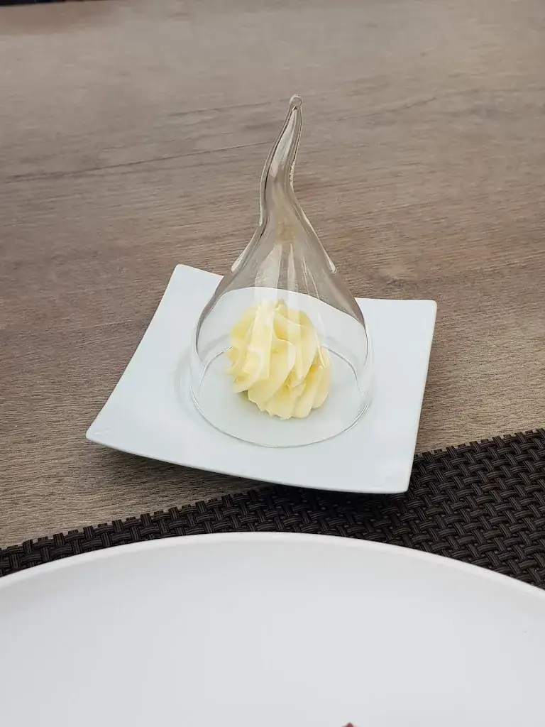 Menu_Restaurant Maison du Village_Saint-Aubin-Sauges_image_9