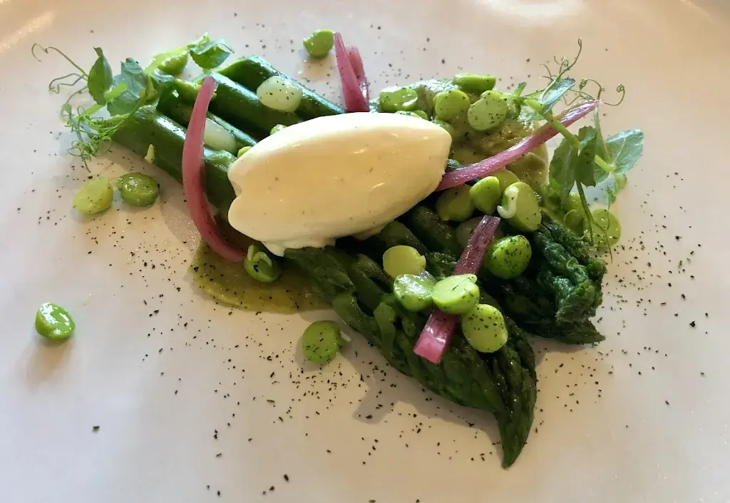 Restaurant Maison du Village_Saint-Aubin-Sauges_slider_image_3