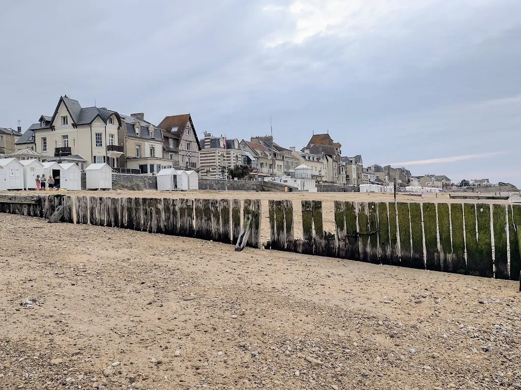 Plage de Saint Aubin sur Mer_Saint-Aubin-sur-Mer_slider_image_3