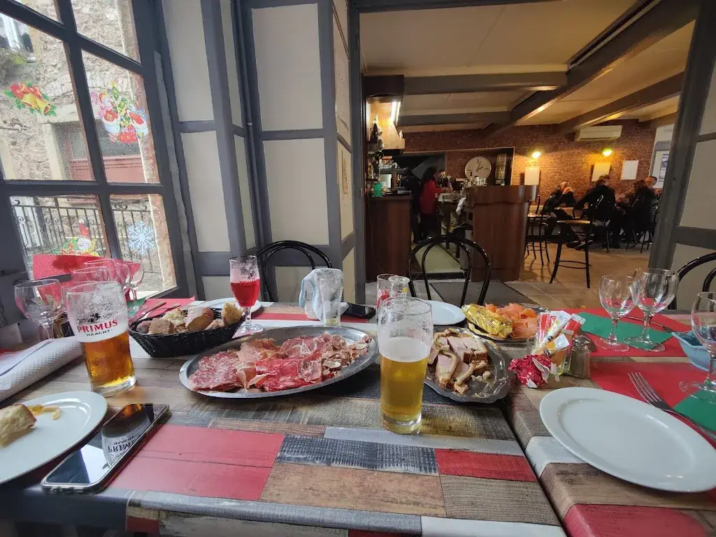 Johann LAMOUR_Bar L'EDEN_Belmont-de-la-Loire_review