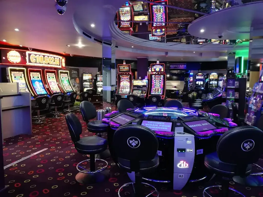 Casino JOA de St-Aubin_Saint-Aubin-sur-Mer_slider_image_2
