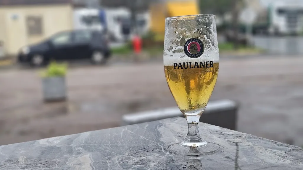 mark bradshaw_La Forgette Restaurant bar tabac FDJ_Sauvigny-les-Bois_review