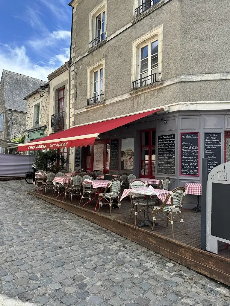 Erin Dixon_Le Bistrot_Sainte-Suzanne-et-Chammes_review