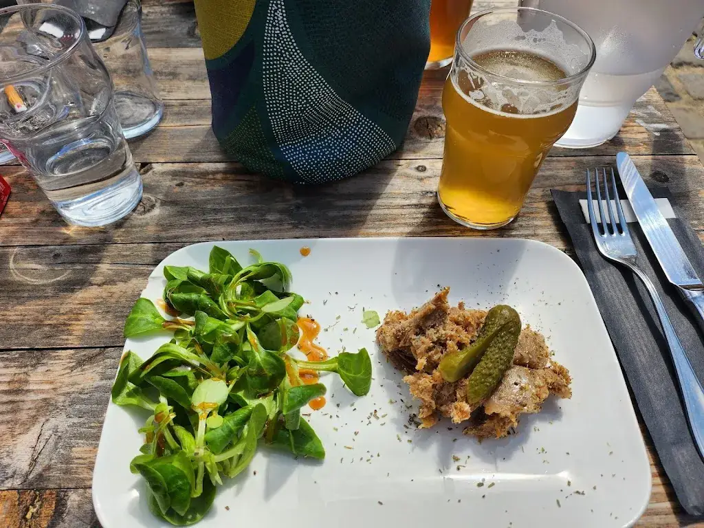 Valerie Sylviotaliya_Le Bistrot_Sainte-Suzanne-et-Chammes_review