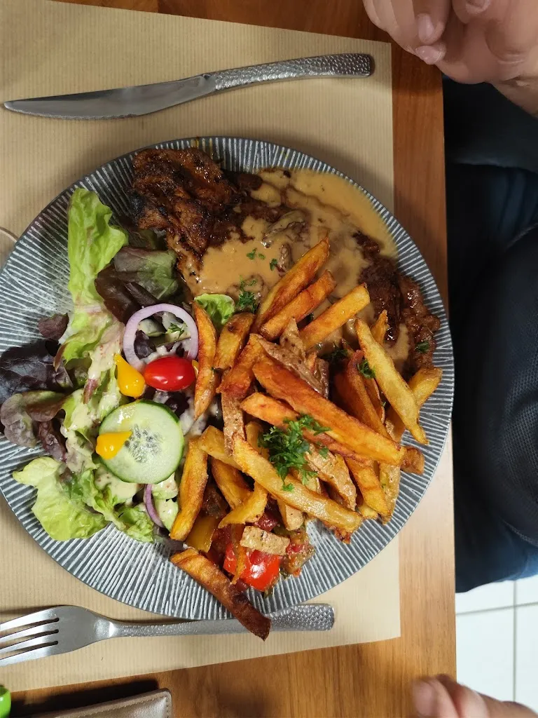 Laetitia Pinot_Le Bistrot des Frangines_Scey-sur-Saône-et-Saint-Albin_review