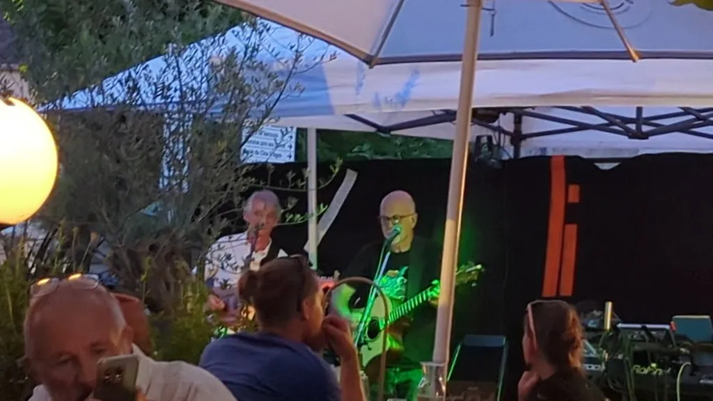 Le Bistrot des Frangines_Scey-sur-Saône-et-Saint-Albin_slider_image_2