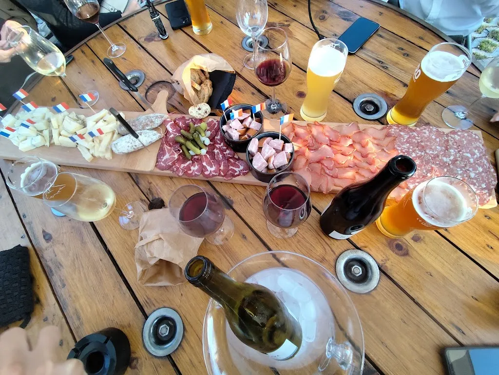 La Tanière des Bons Vivants_Saint-Apollinaire_slider_image_3