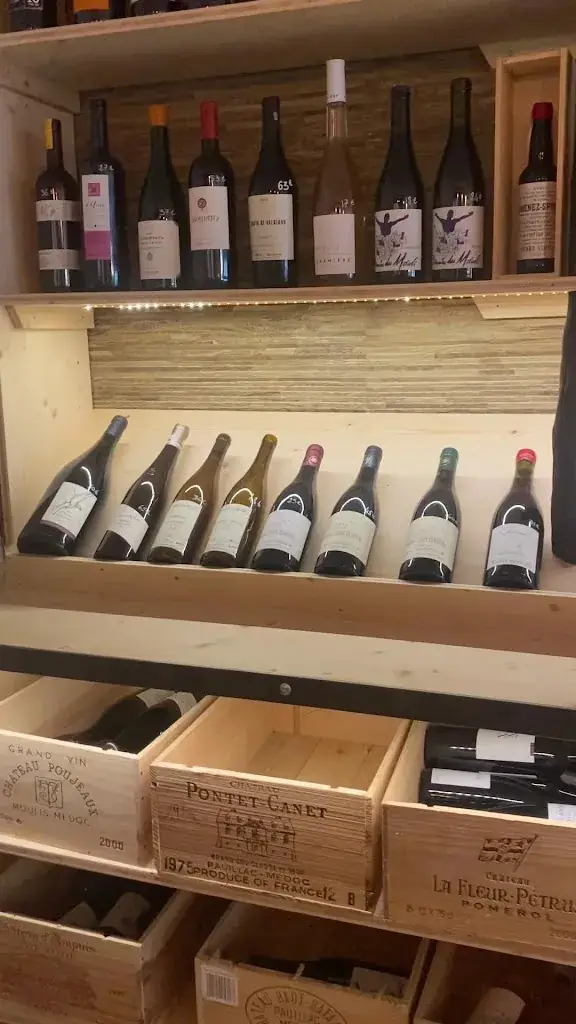 Matty Elwood_Les Pinardiers_Savigny-lès-Beaune_review