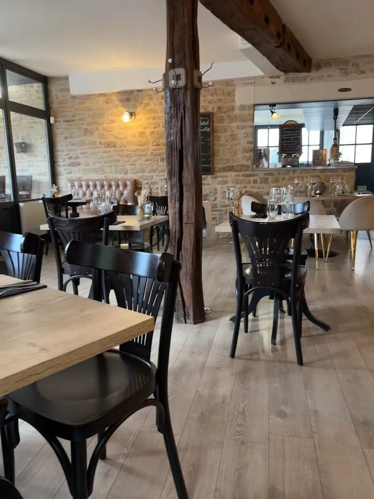 Le Wine-Not_Savigny-lès-Beaune_slider_image_2