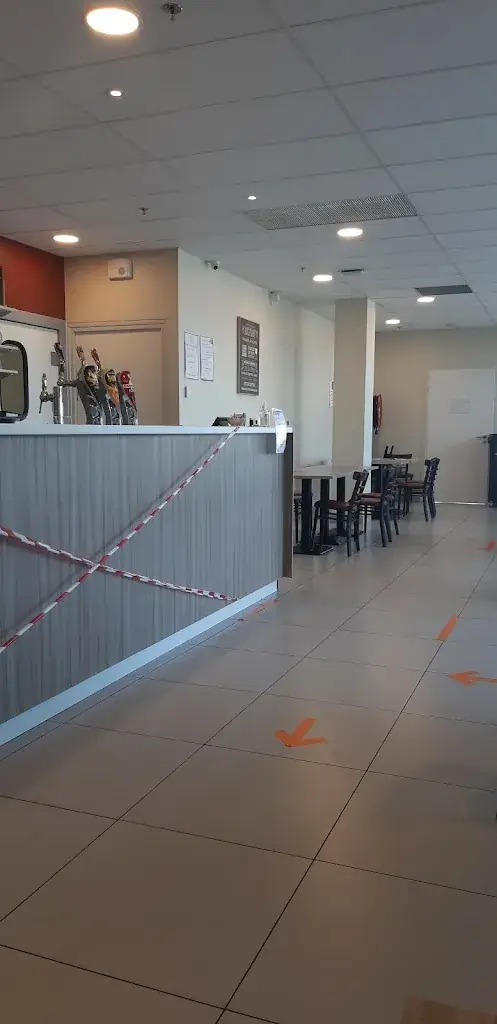 Catherine B_Resto'ns happy_Saint-Vit_review