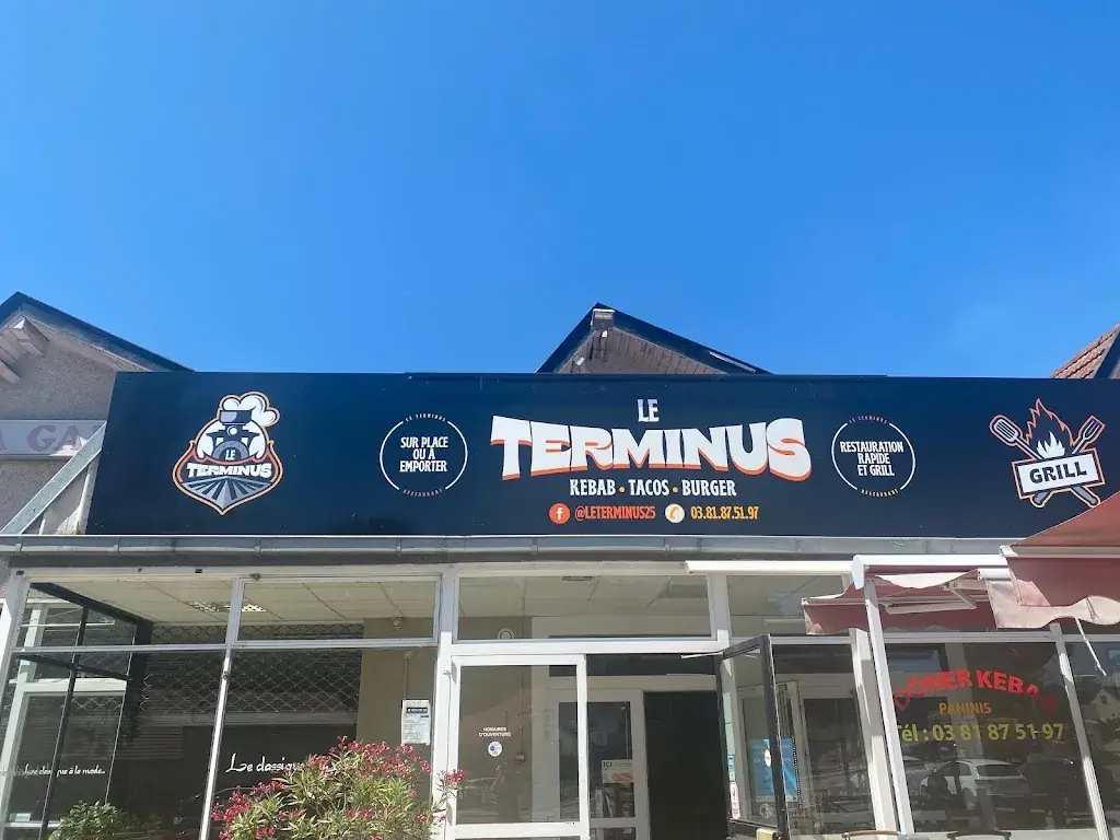 Le Terminus25 restaurant in Saint-Vit