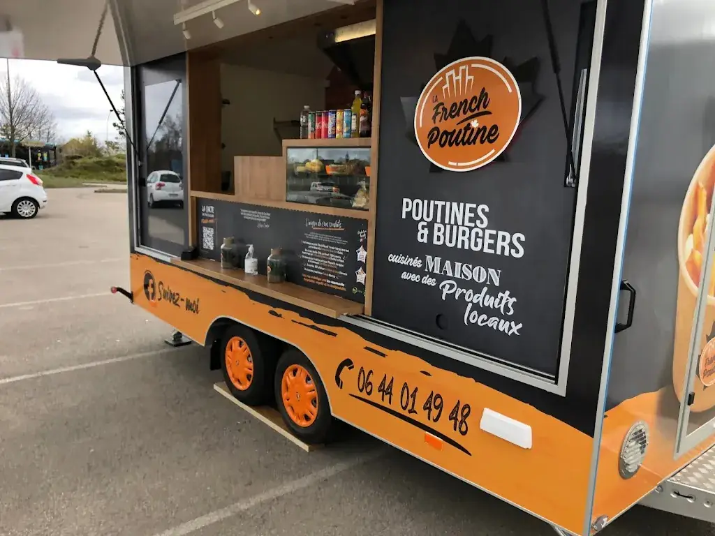 La French Poutine_Saint-Vit_slider_image_3