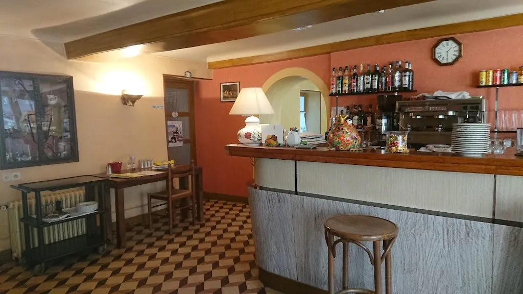 LA VIEILLE AUBERGE restaurant in Saulieu