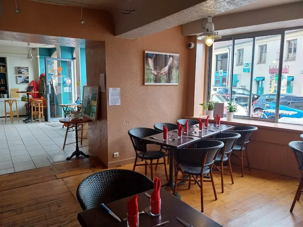 Le P'tiot Zinc restaurant in Saulieu