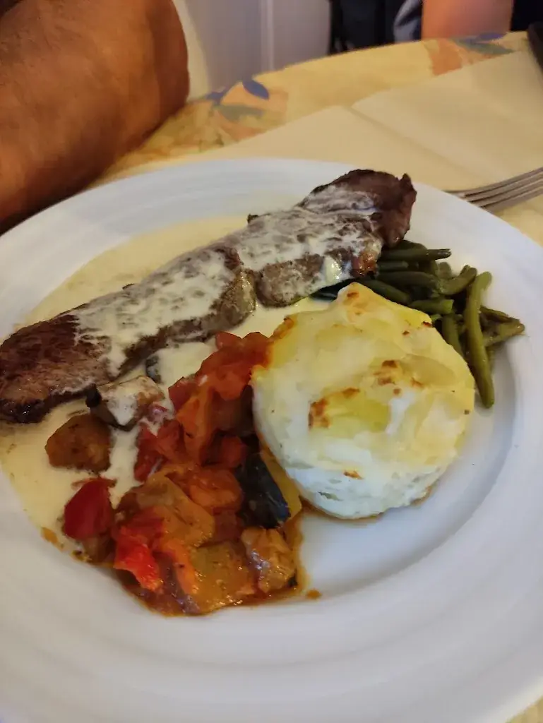 AUX QUATRE VENTS_Saulieu_slider_image_2