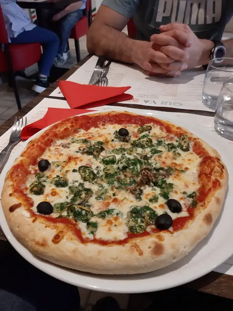 Jules Pellet_QUI VA BENE_Sennecey-le-Grand_review