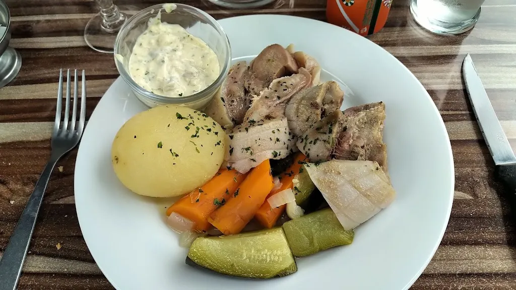 Menu_LE GRAND VARENNES_Varennes-le-Grand_image_1