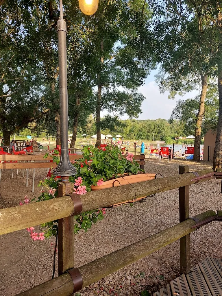 Xavier Congiu_Au Bout Du Monde_Laives_review