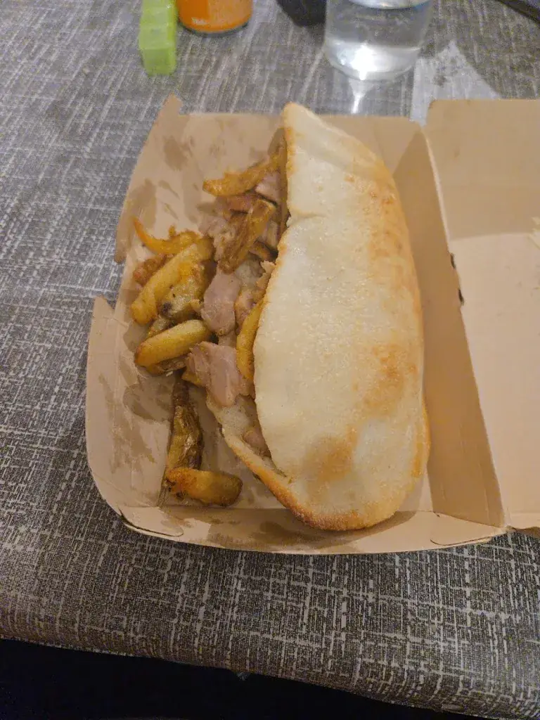 Kevin Balou_Kervan Saray Pizzeria Kebab_Sennecey-le-Grand_review