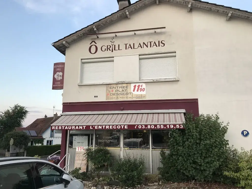 Hans Heesakkers_Les Lauriers_Talant_review