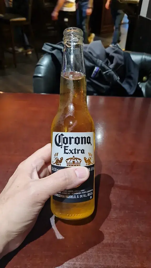 Max Amplitude_Au Bureau - Pub et Brasserie_Belfort_recensione