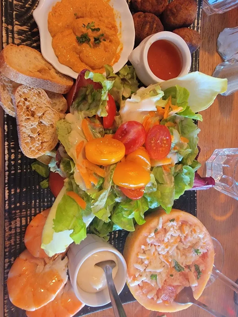 Shannon Jones_Toute une Epoque_Saint-Rémy-de-Provence_recensione