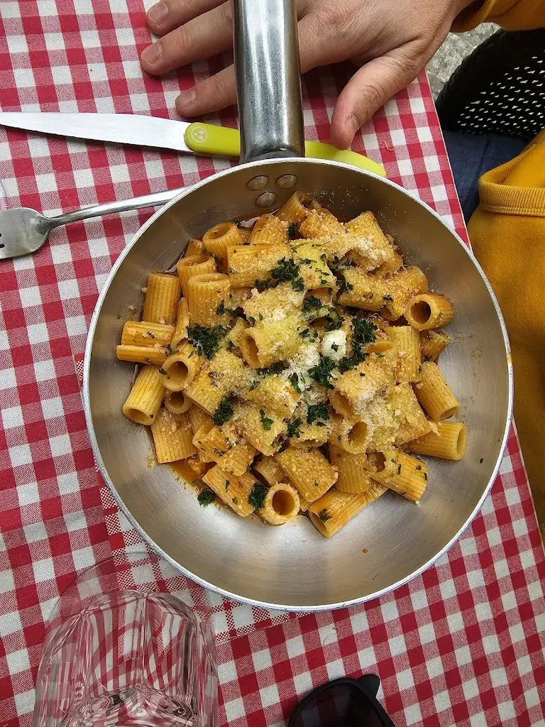 Restaurant All'Osteria_Saint-Rémy-de-Provence_slider_image_3