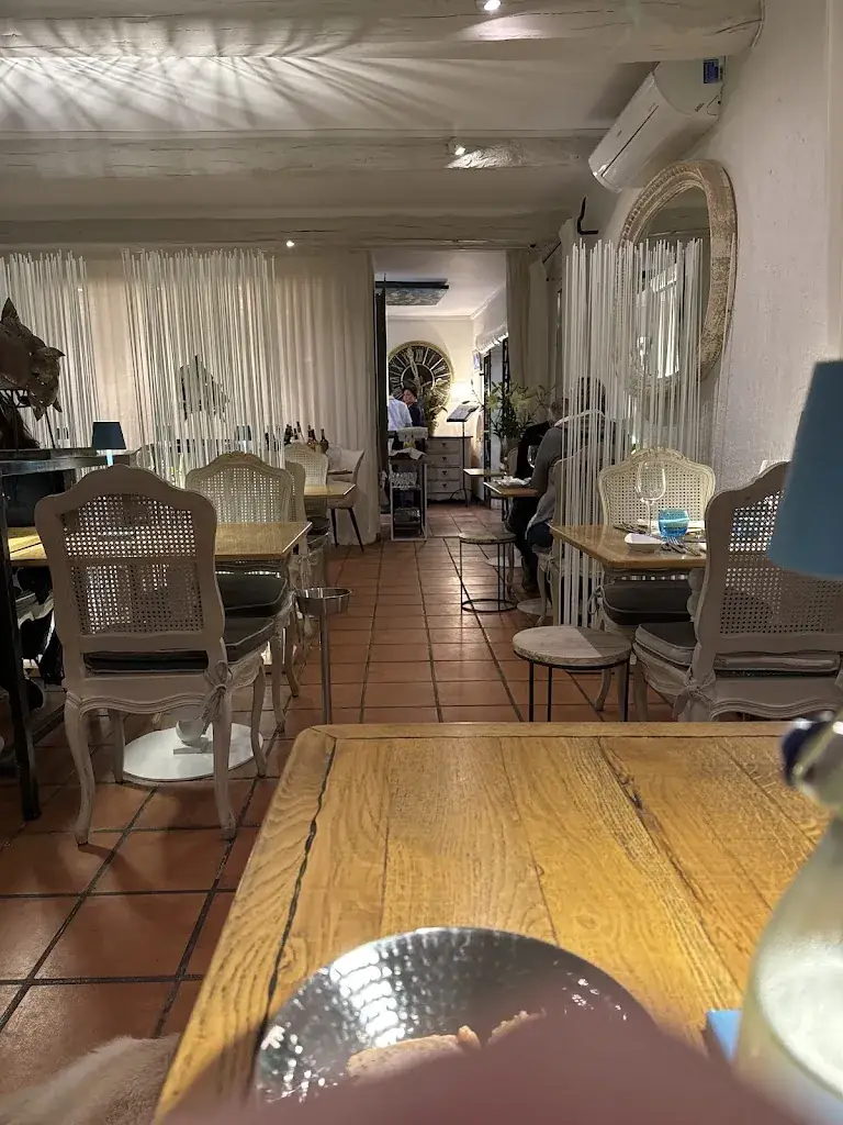 Anne Bartlett-Bragg_La Table d'Yvan Restaurant St remy de provence_Saint-Rémy-de-Provence_recensione