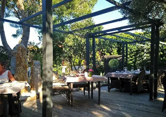 La Table d'Yvan Restaurant St remy de provence_Saint-Rémy-de-Provence_slider_image_1