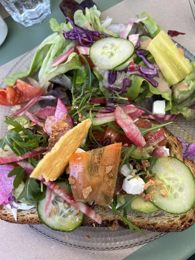 Anne Bartlett-Bragg_Chez Mamine_Saint-Rémy-de-Provence_review