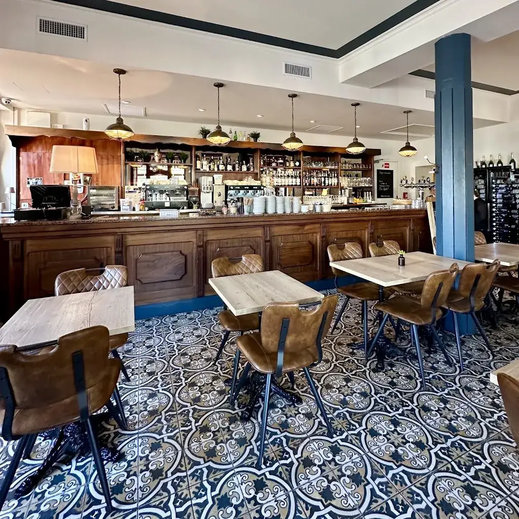 Boris Maillard_Grand Café Riche_Saint-Rémy-de-Provence_review