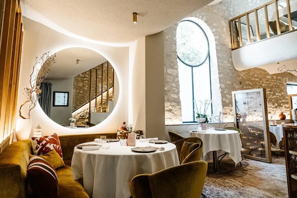 L’Auberge De Saint-Rémy - Fanny Rey & Jonathan Wahid restaurant in Saint-Rémy-de-Provence