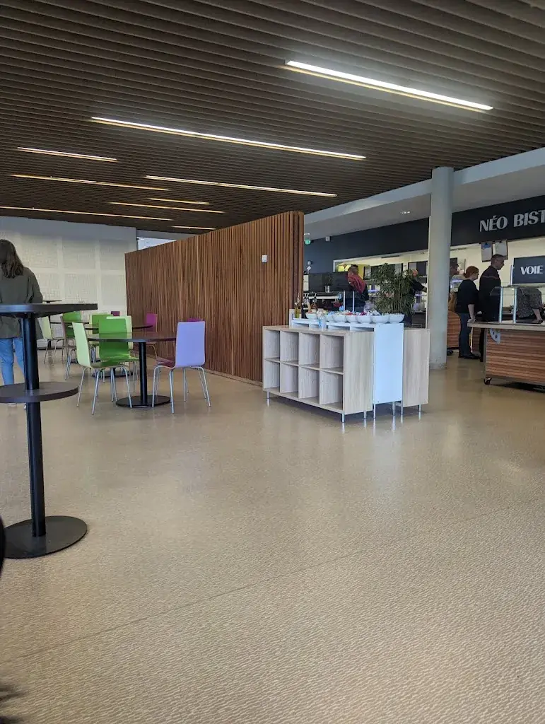 Resto du Parc_Alixan_slider_image_3