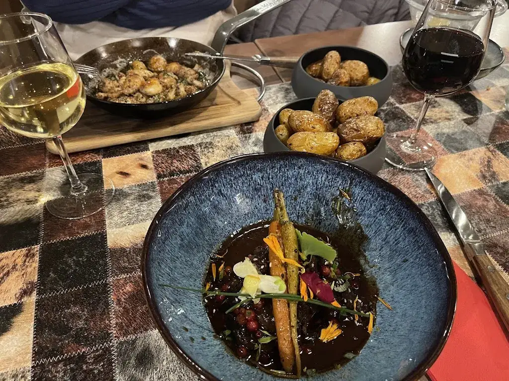 Le Refuge_Semur-en-Auxois_slider_image_2