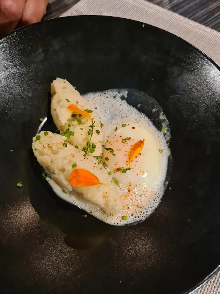 Lyudmila Marguier_La Table de l'Hostellerie_Semur-en-Auxois_Bewertung