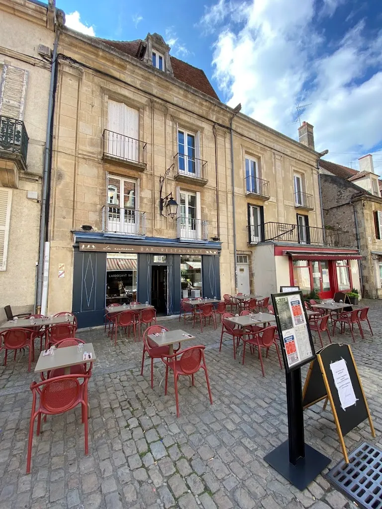 La rumeur_Semur-en-Auxois_slider_image_3