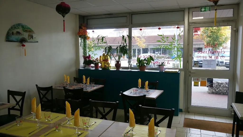 Petit bambou ristorante a Semur-en-Auxois