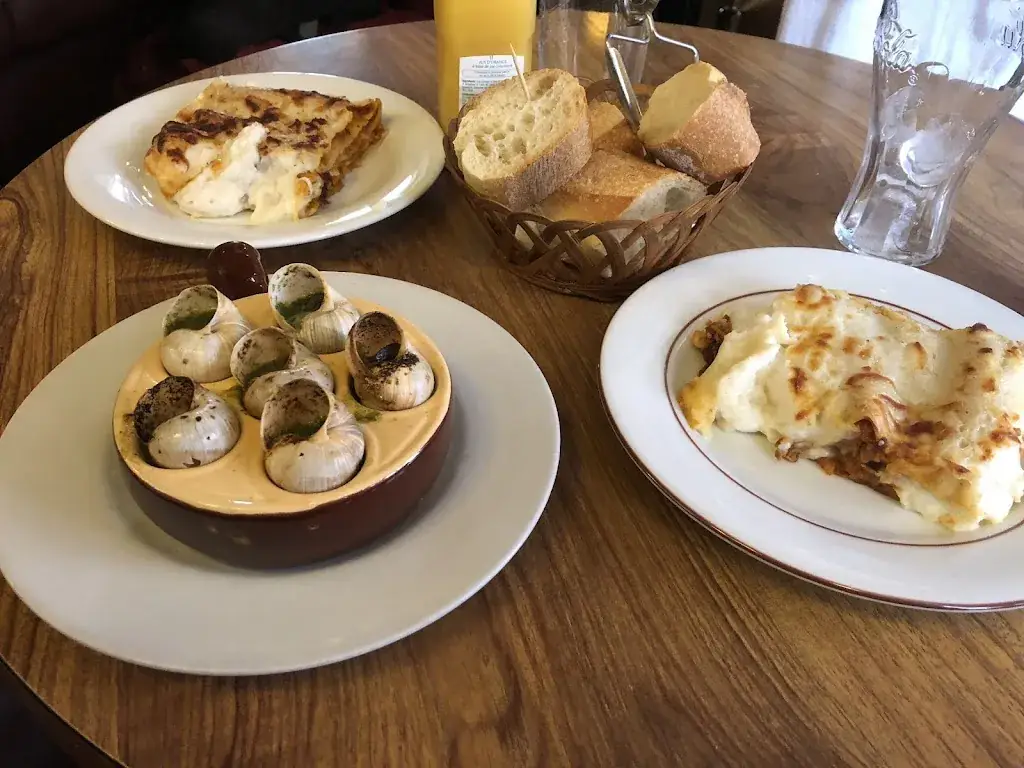 Ayal PASCAL_Le Mont Drejet_Semur-en-Auxois_review