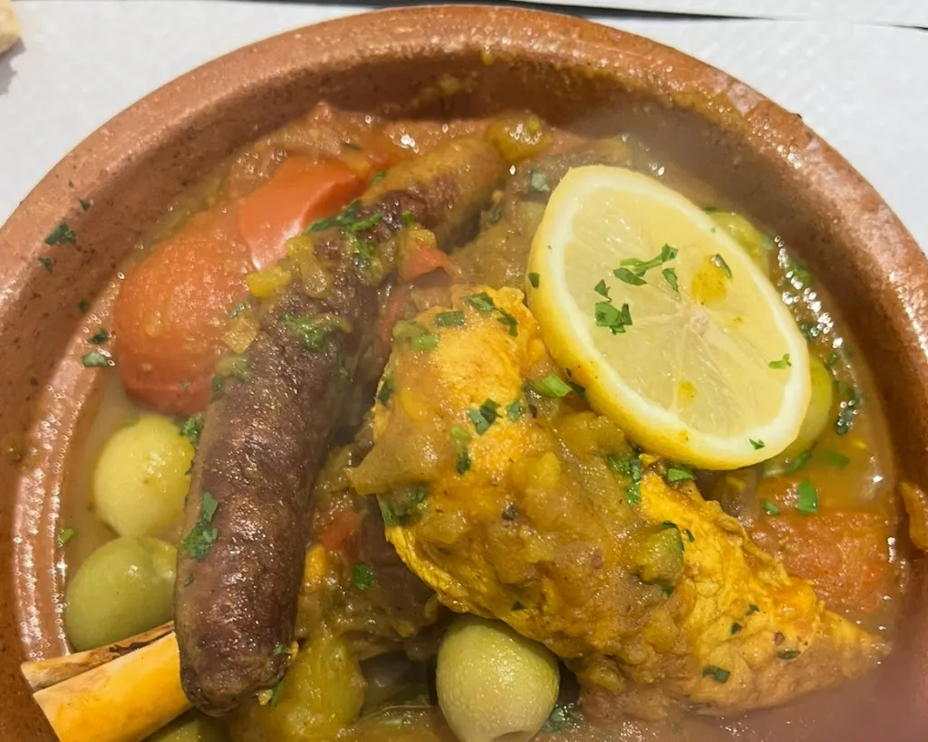 Chez momo_Semur-en-Auxois_slider_image_2