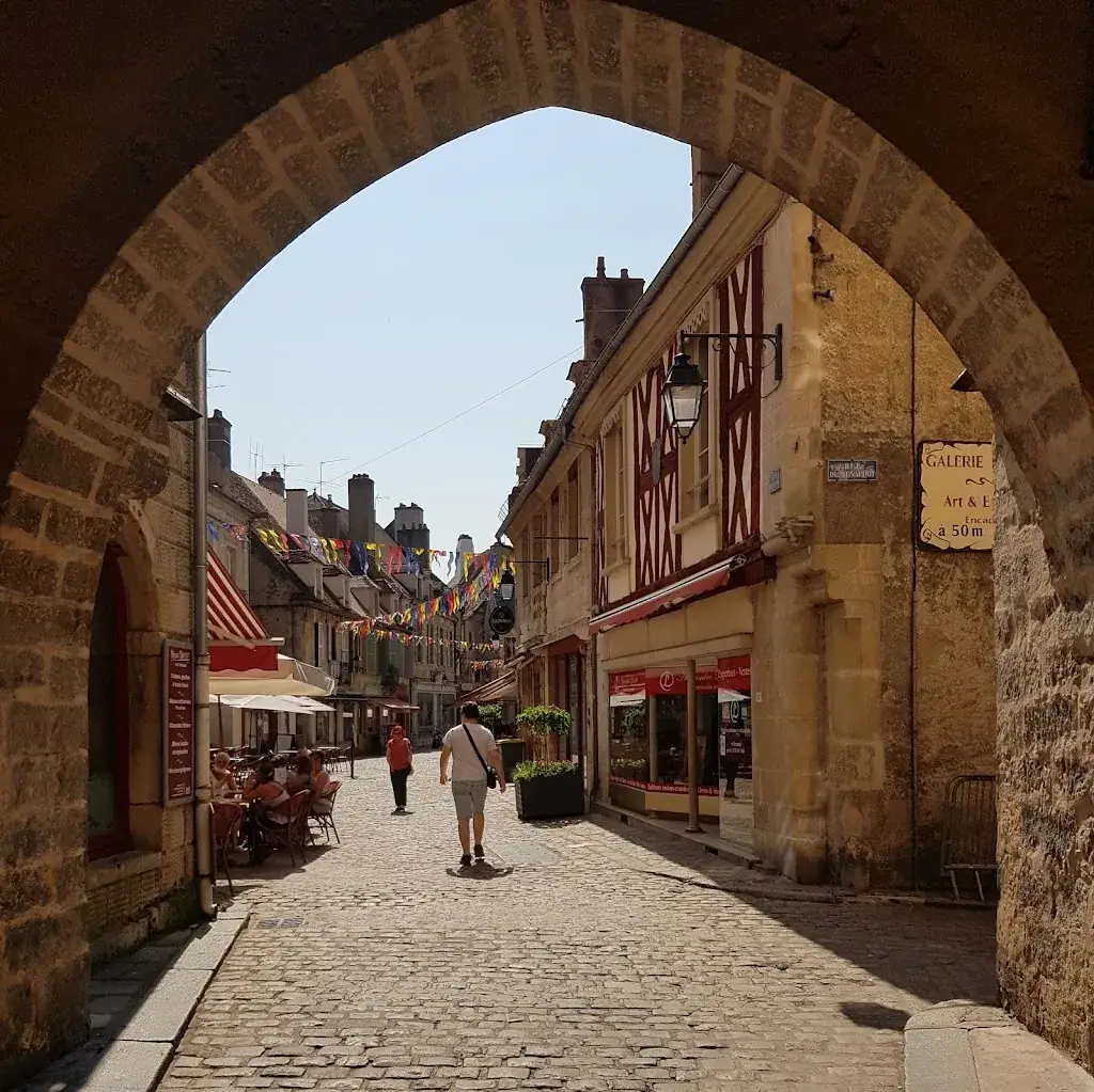 Delices De Byzance_Semur-en-Auxois_slider_image_3