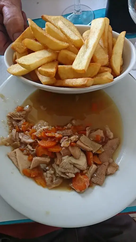 Menu_La Petite Auberge_Saint-Loup-de-Varennes_image_4