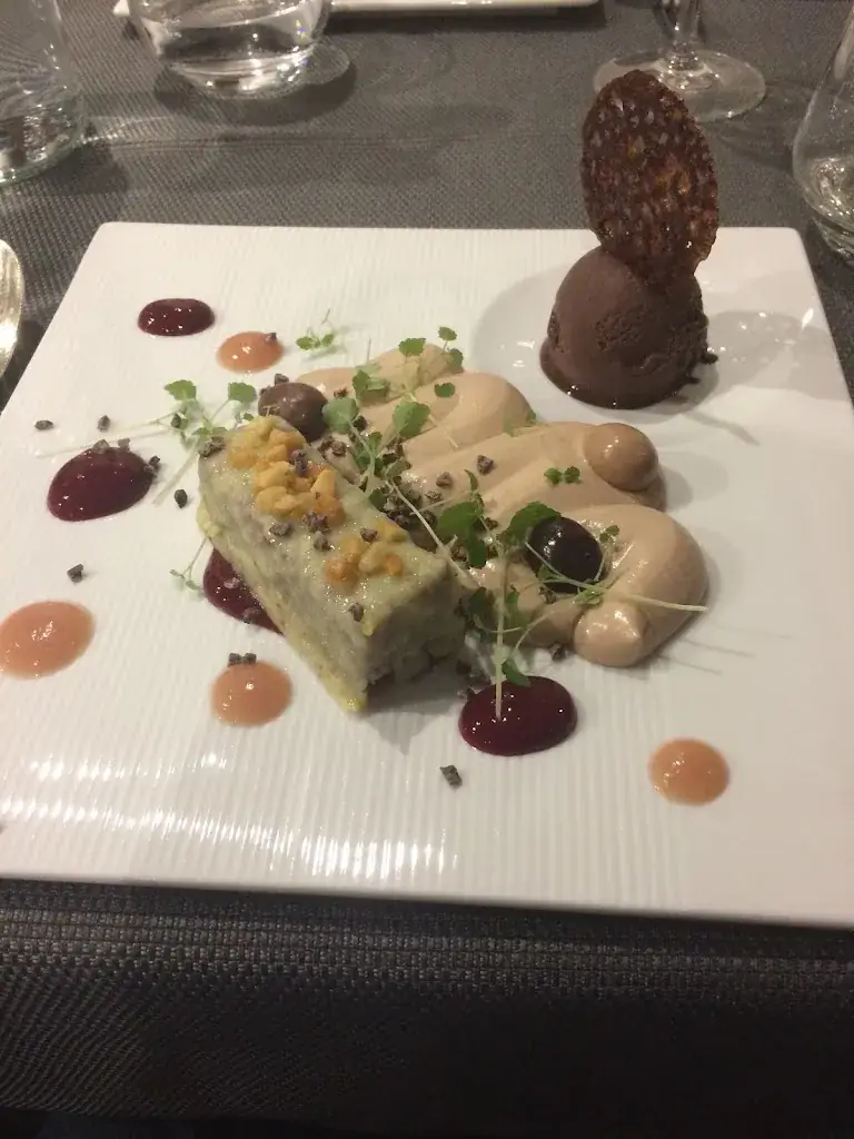 anthony M_Restaurant Le Saint Sauveur_Varennes-Saint-Sauveur_review