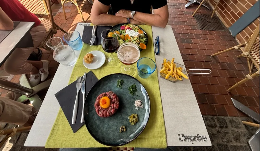 Joeri ten Velden_L'imprévu_Toucy_review