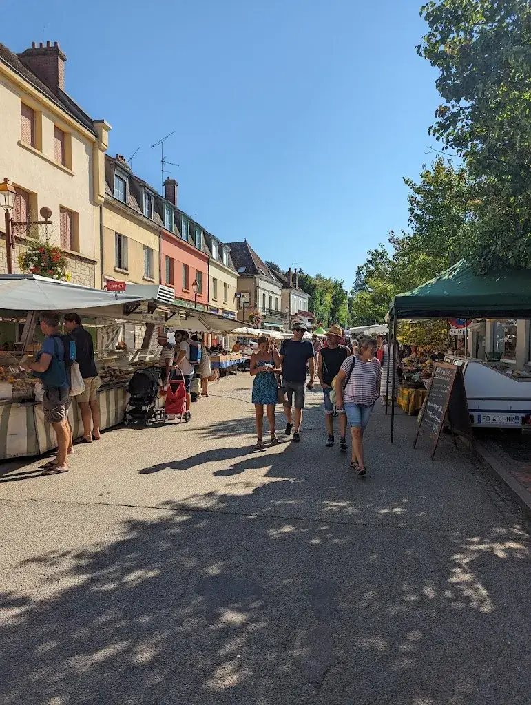 Un Déjeuner sur l'Herbe_Toucy_slider_image_1