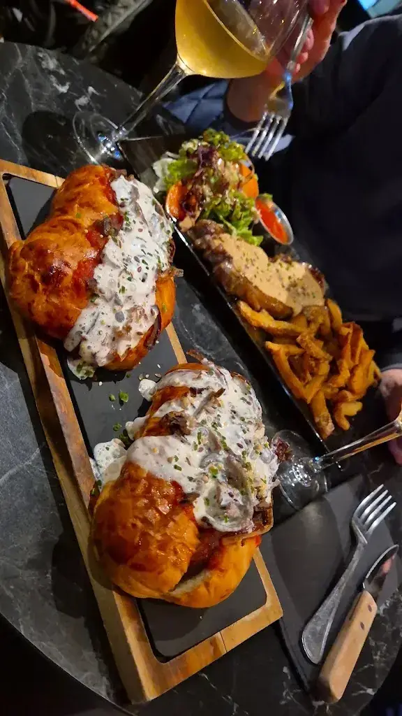 Le P'tit Monge_Chambéry_slider_image_2