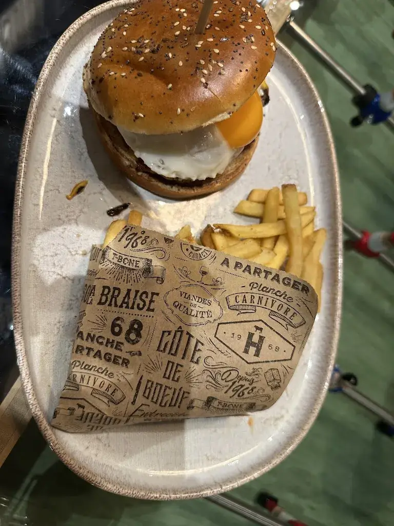 Kyeong min Jang_Hippopotamus Steakhouse_Sochaux_review