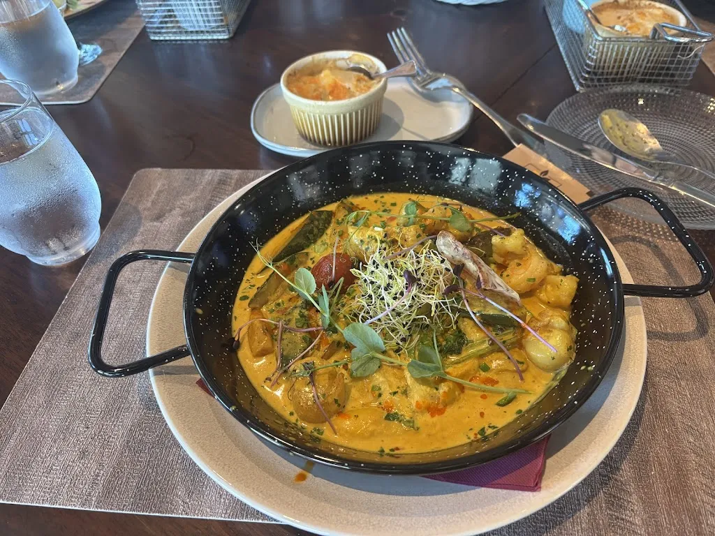 Jade Ht_Vamos Restaurant_Réunion_review