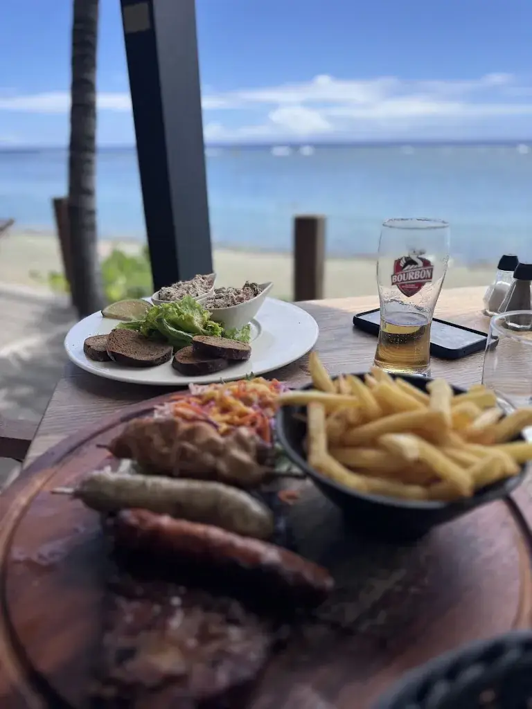 Raymond Frederic Eduard Otto_Restaurant Le Lagon_Réunion_review